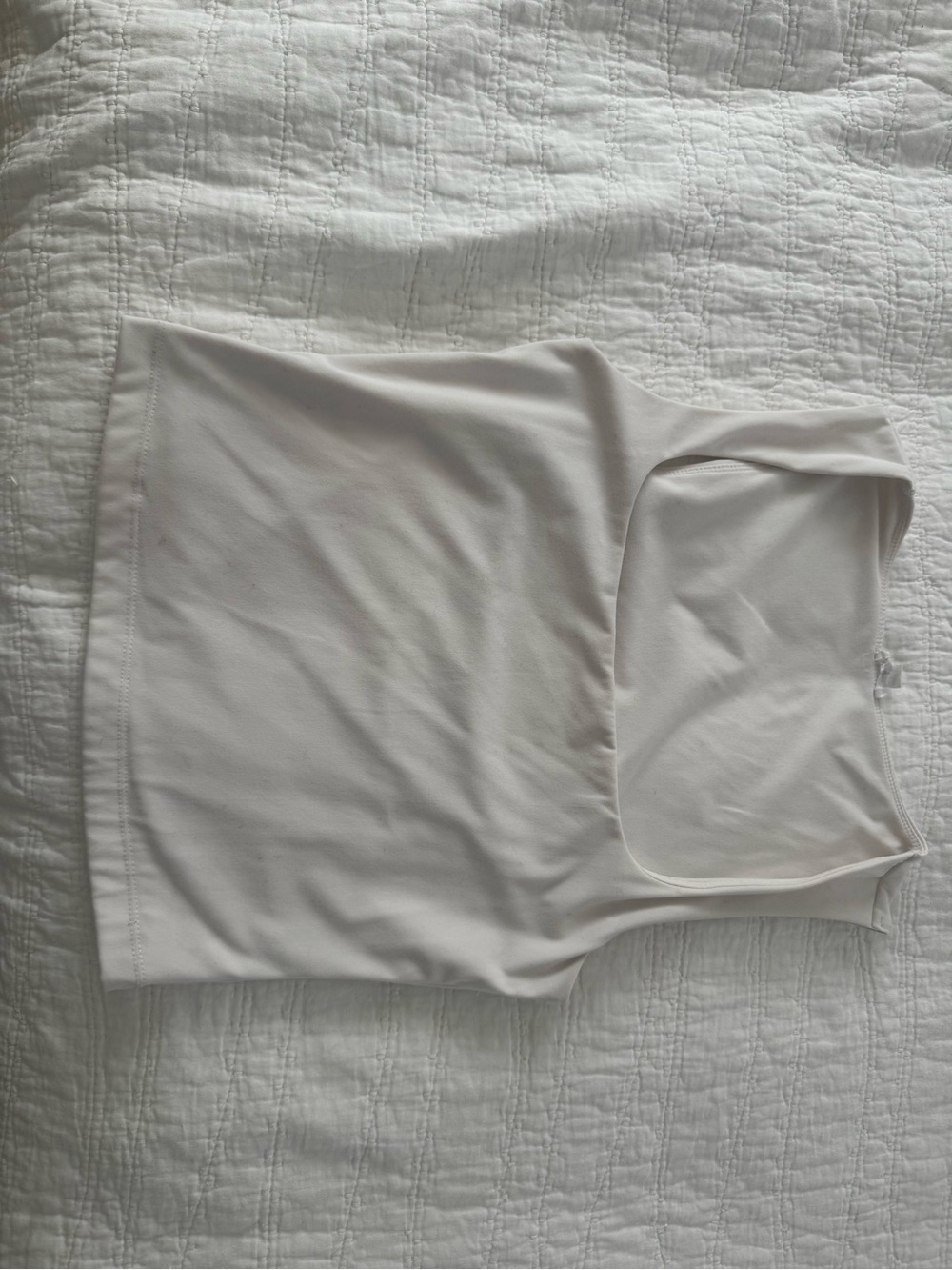 Simple Sleeveless White Tank Top